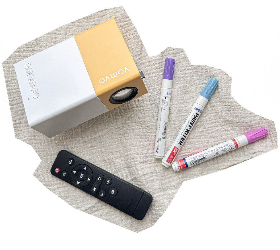 Accessoires de dessin pour la technique du tufting : rétro projecteur, marqueurs